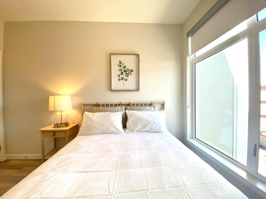 Lovely Brand New Condo 시드니 외부 사진