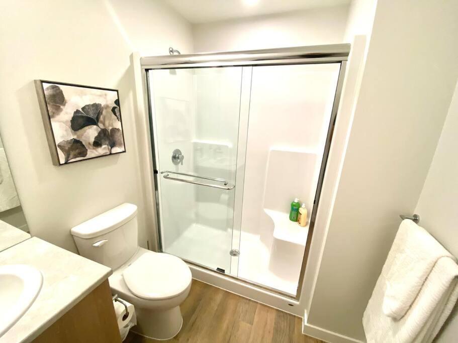 Lovely Brand New Condo 시드니 외부 사진