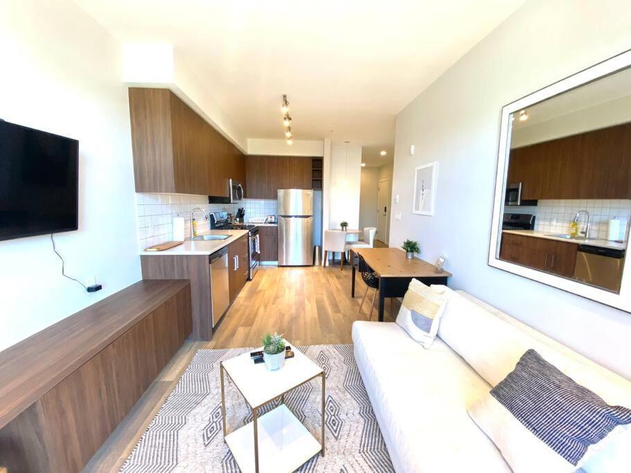 Lovely Brand New Condo 시드니 외부 사진